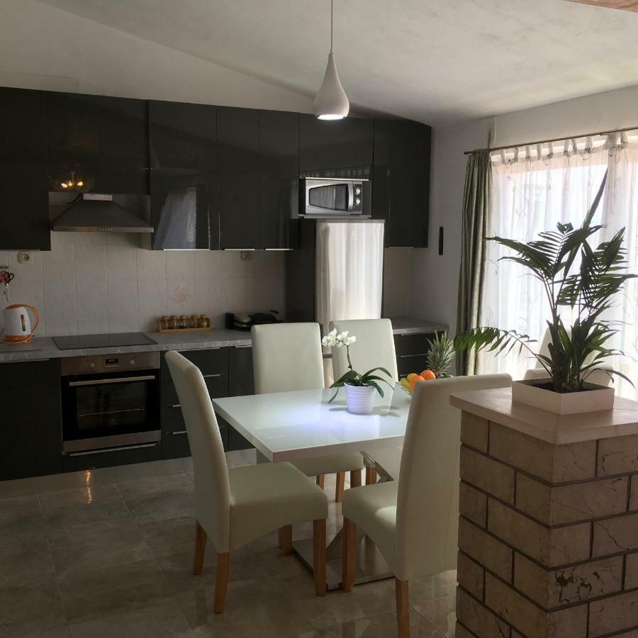 Apartment Burich Makarska Dış mekan fotoğraf