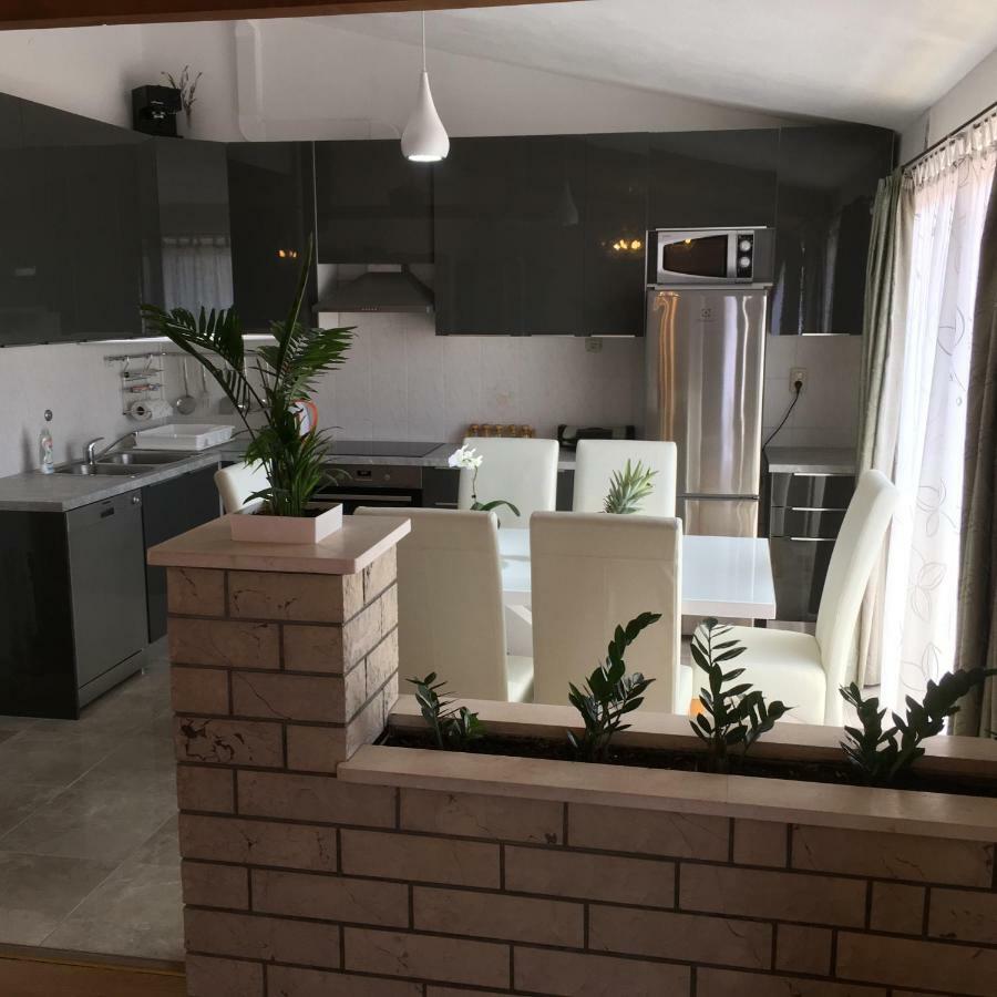 Apartment Burich Makarska Dış mekan fotoğraf